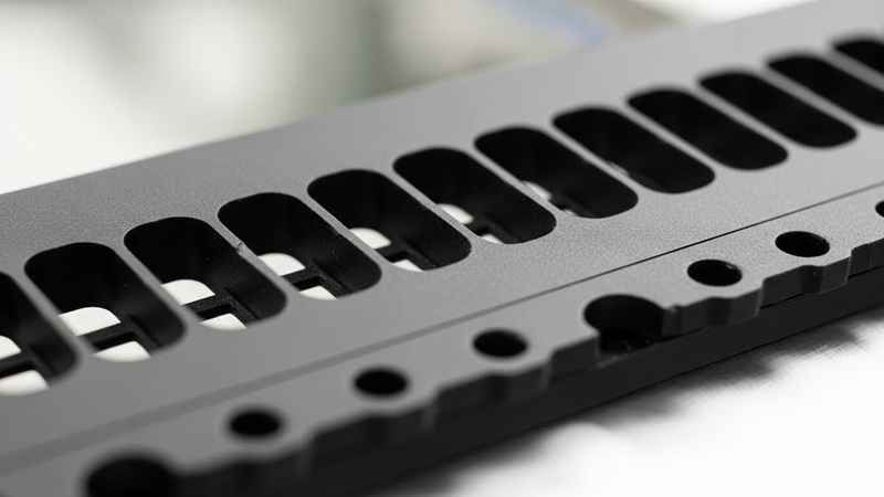 キャリアテープ